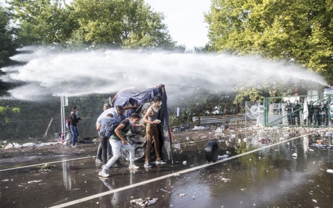 Thumbnail image for UN chief ‘shocked’ over Hungary action against refugees