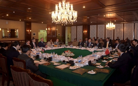 Afghan peace talks resume in Pakistan