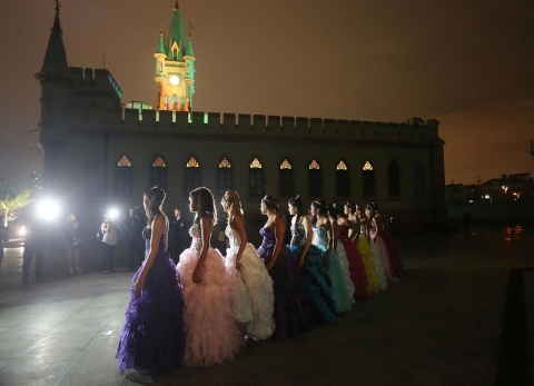 debutantes ball Rio de Janeiro favela