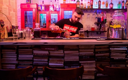 The hipster bar of Donetsk moves lock, stock and cocktails to Kiev