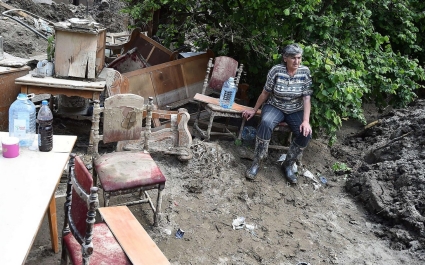 Photos: The Balkans dig out from floods