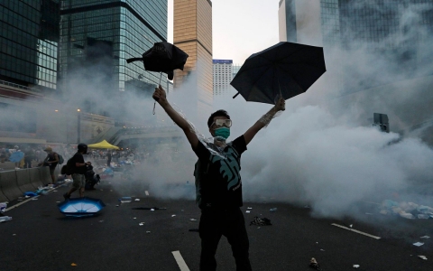 Thumbnail image for Photos: Hong Kong protesters dig in