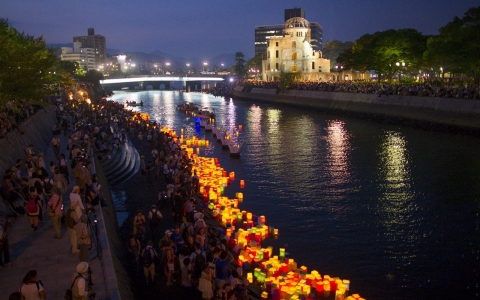 Thumbnail image for Photos: Hiroshima marks 70th anniversary of first atomic bombing