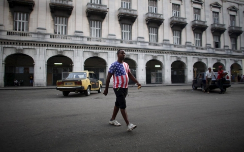 Thumbnail image for Photos: The American flag on the streets of Cuba