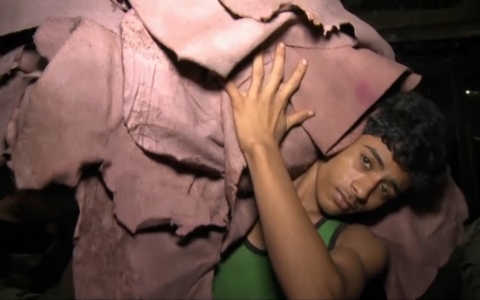 Thumbnail image for Slideshow: The surprising hell of Bangladesh's toxic leather tanneries