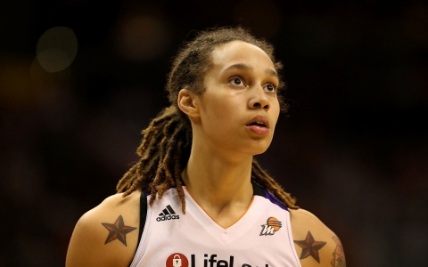 Thumbnail image for Above the rim: How Brittney Griner went from being bullied to the WNBA