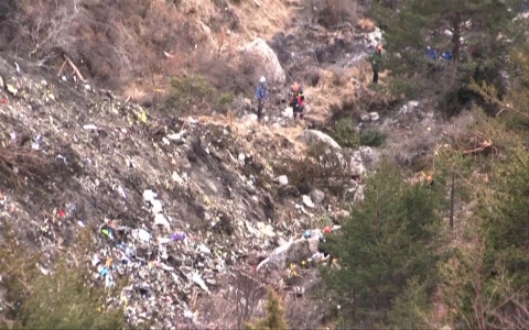 Thumbnail image for 150 feared dead in French Alps jet crash