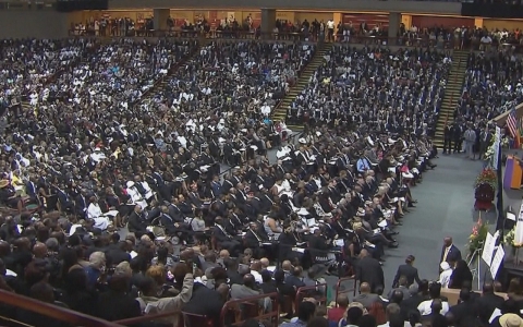 Thumbnail image for Thousands fill arena to remember pastor killed in Charleston