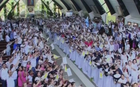 Thumbnail image for  Thousands of pilgrims gather for the pope’s Mass in South America