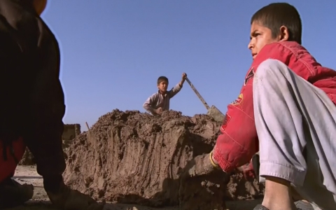 Thumbnail image for 40 percent of Afghan children sent to work to provide for families