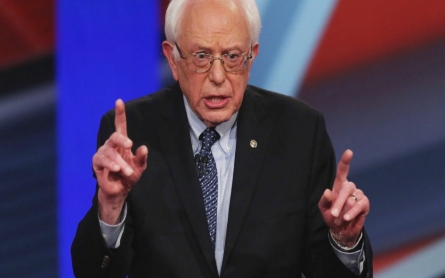 Clinton, Sanders prepare for tonight's face-off