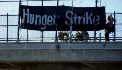 Thumbnail image for 29,000 California prisoners stage #CAHungerStrike