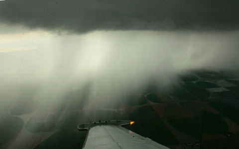 Thumbnail image for Dry states turn to cloud-seeding to make it rain