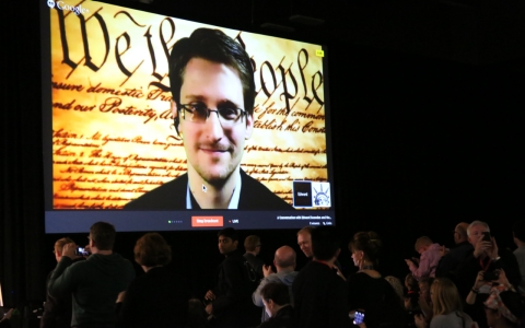 Thumbnail image for Snowden urges tech community to be 'firefighters' against the NSA