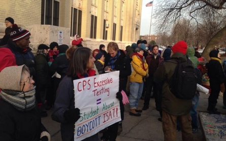 Chicago teachers boycott standardized tests